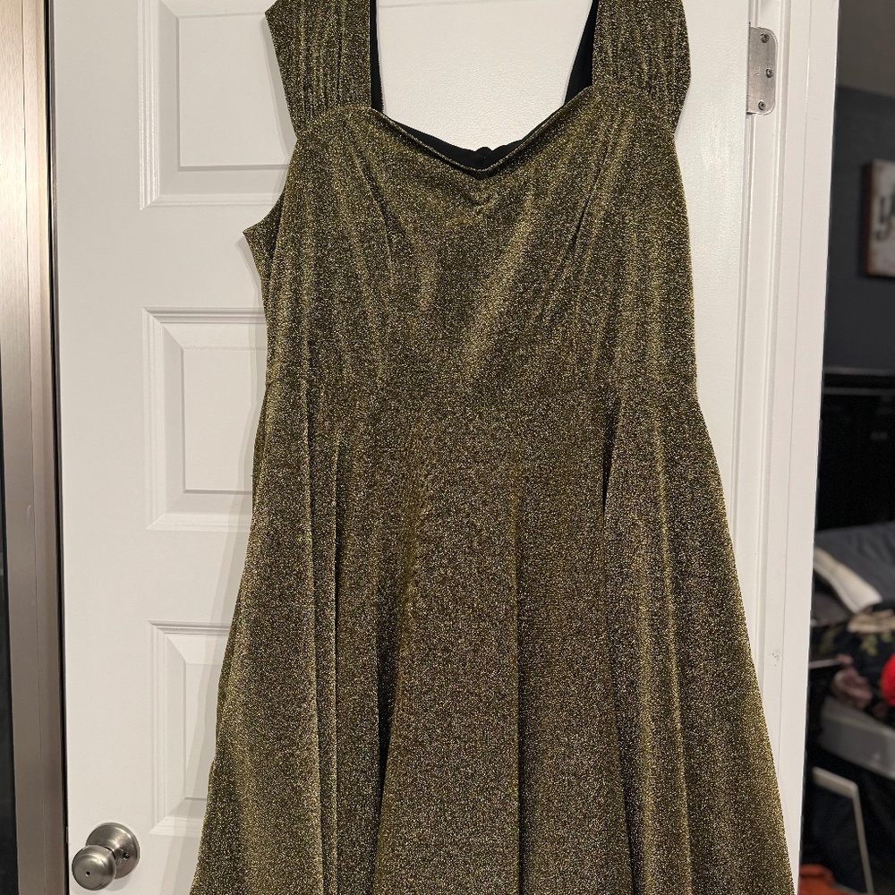 Magnolia Place 1950s Gold Sparkle Layla Swing Dress